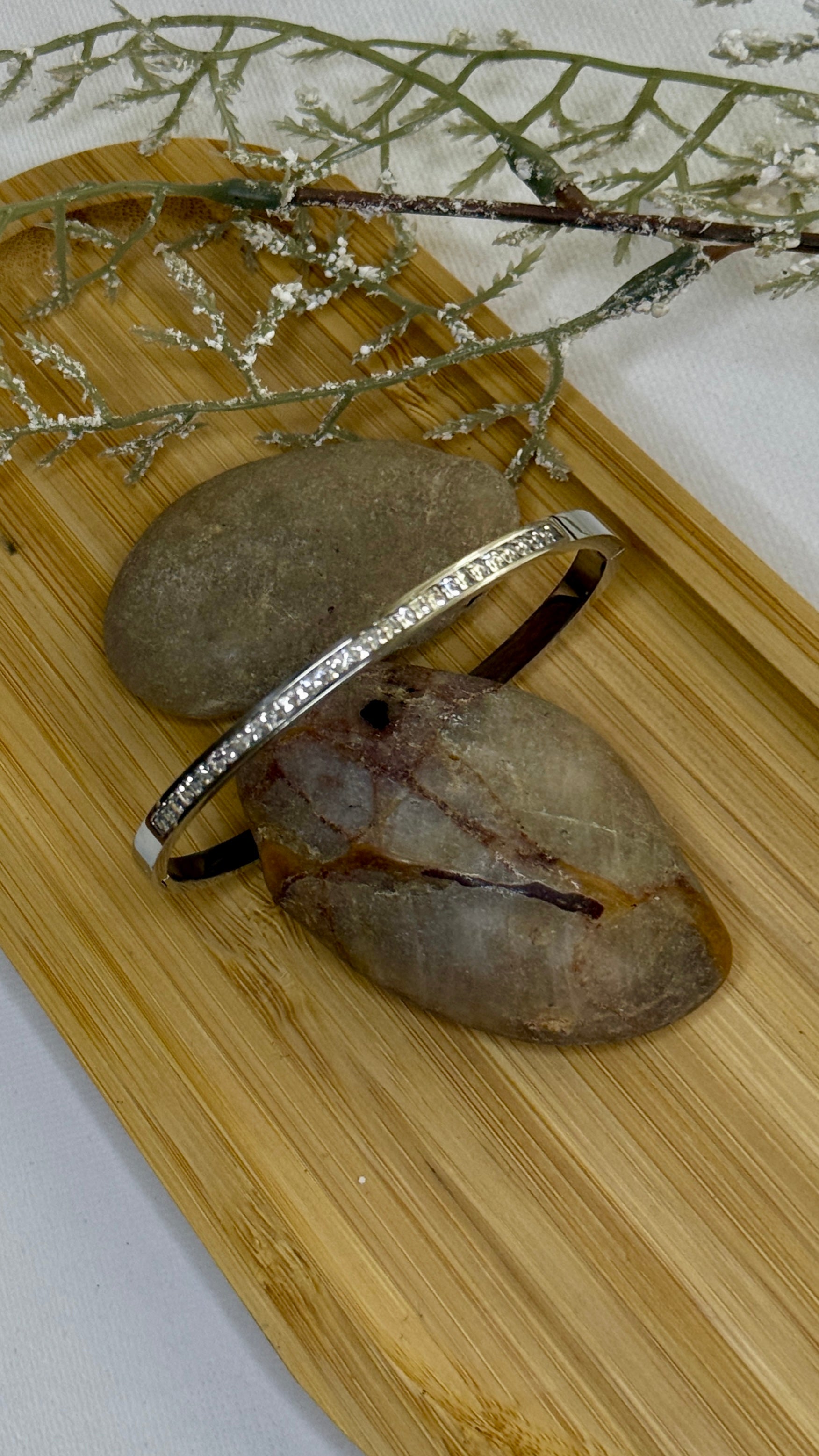 Armband Fein & Baguette Kristall – Eleganter Edelstahl Bangle Silber